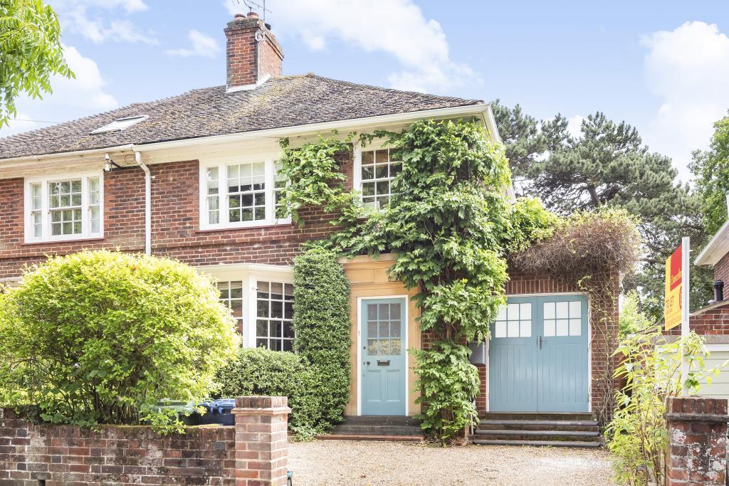 Morrell Avenue, Oxford, OX4 3 bed semidetached house £2,100 pcm (£