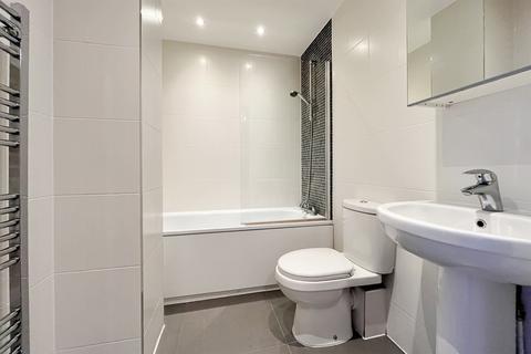 2 bedroom flat to rent, Bournemouth