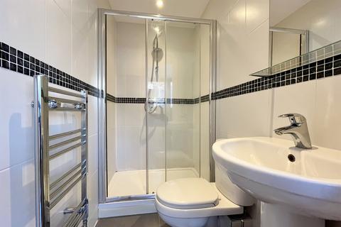 2 bedroom flat to rent, Bournemouth