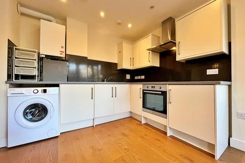 2 bedroom flat to rent, Bournemouth