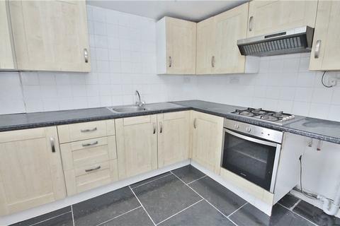 4 bedroom semi-detached house to rent, Squires Bridge Road, Shepperton, Surrey, TW17