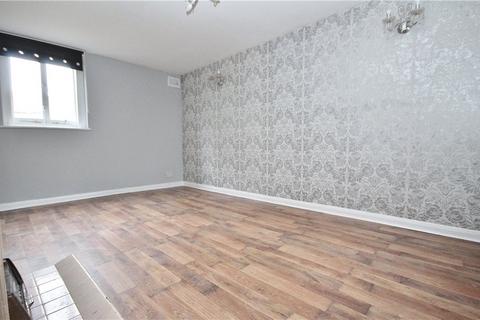 4 bedroom semi-detached house to rent, Squires Bridge Road, Shepperton, Surrey, TW17