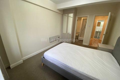 2 bedroom apartment to rent, Dickinson Street, Manchester M1