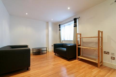 2 bedroom flat to rent, Alscot Road, London Bridge, London, SE1