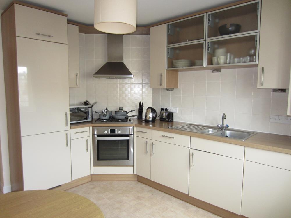 Portland Street, Aberdeen, AB11 2 bed flat to rent £800 pcm (£185 pw)
