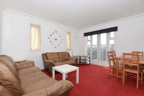 1 bedroom apartment to rent, Stanton Court, St Marks Place RM10