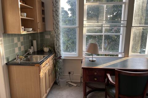 1 bedroom in a flat share to rent, ELSHAM ROAD, KENSINGTON, OLYMPIA, LONDON W14