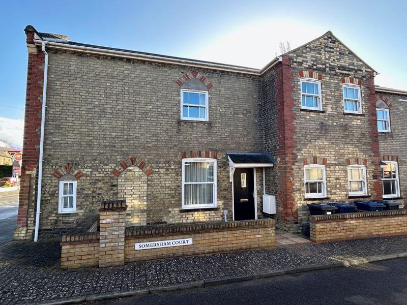 High Street, Somersham 2 bed cottage to rent £875 pcm (£202 pw)