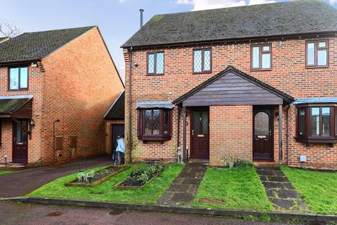 3 bedroom semi-detached house for sale, Binfields Close, Basingstoke RG24