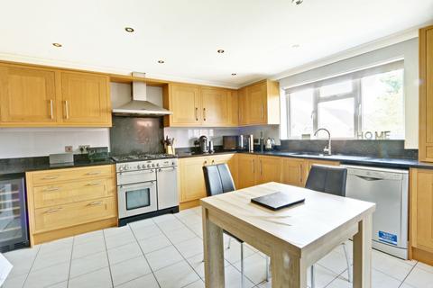 4 Markham Road, Cheshunt, Waltham Cross, EN7 6WN