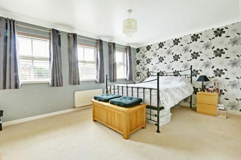 4 Markham Road, Cheshunt, Waltham Cross, EN7 6WN