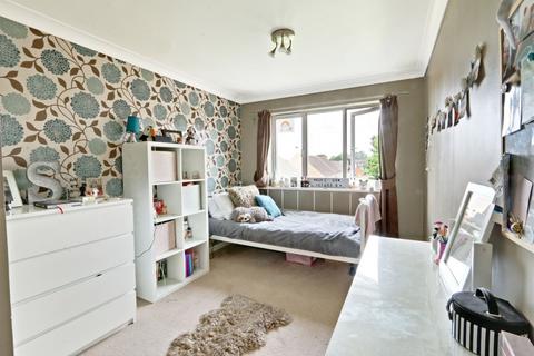 4 Markham Road, Cheshunt, Waltham Cross, EN7 6WN