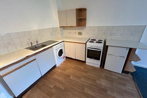 2 bedroom flat to rent, Bell Street, Merchant City, Glasgow, G4