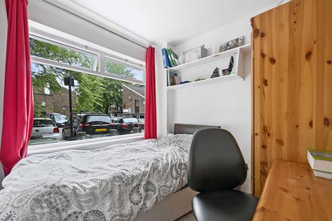 undefined, Adeney Close, Hammersmith, London W6 8ET