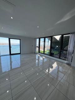 undefined, Princes Parade, Liverpool, L3