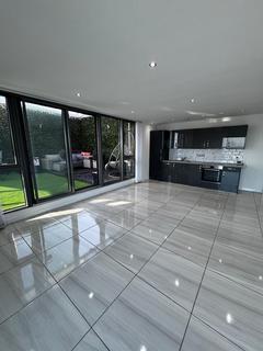undefined, Princes Parade, Liverpool, L3