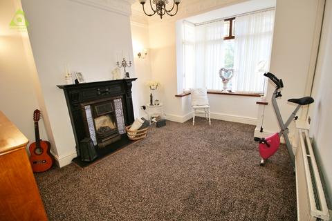 3 bedroom terraced house for sale, Bolton Road, Westhoughton, BL5 3DN