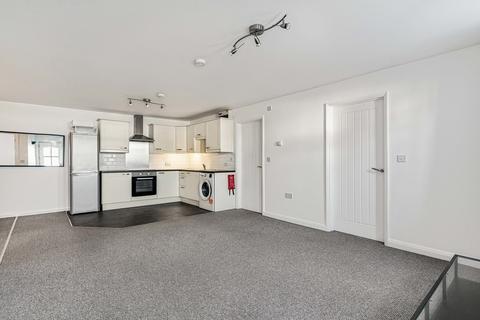 2 bedroom ground floor flat to rent, Sussex Road, South Croydon