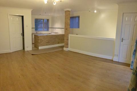 2 bedroom apartment to rent, Linden Avenue, Balderton