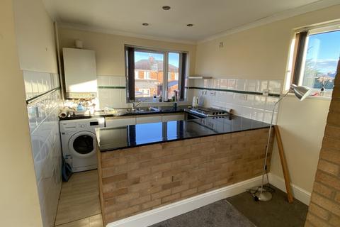 2 bedroom apartment to rent, Linden Avenue, Balderton