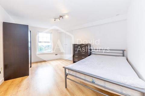 3 bedroom apartment to rent - Criterion Mews, Archway, London