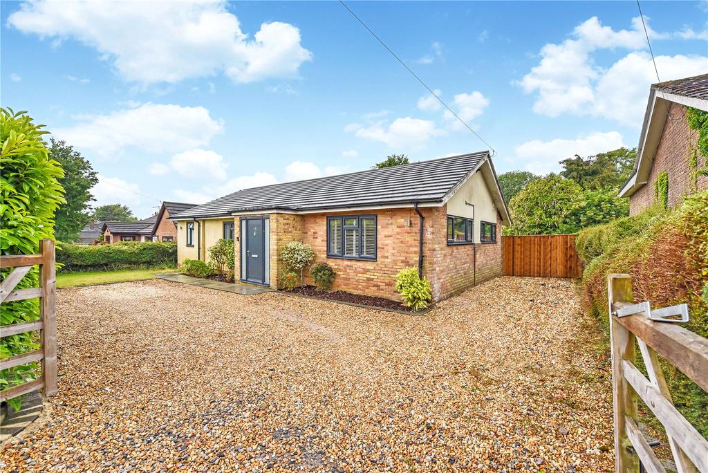 Blackberry Lane Four Marks Alton Hampshire 4 Bed Detached Bungalow £600 000