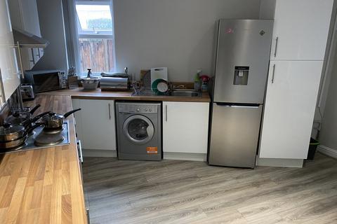 1 bedroom in a house share to rent, Delph Street, Springfield