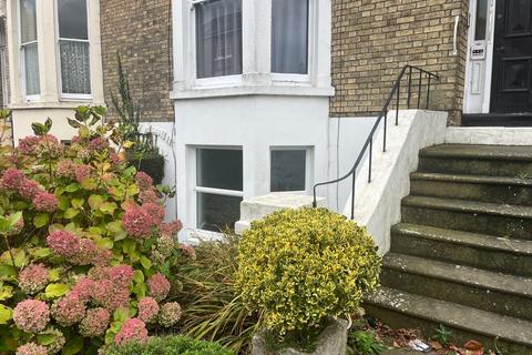 1 bedroom flat to rent, Flat 1, 9 Maison Dieu Road, Dover