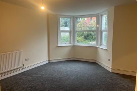1 bedroom flat to rent, Flat 1, 9 Maison Dieu Road, Dover