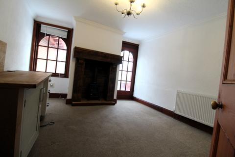 3 bedroom terraced house to rent, High Street, Linton