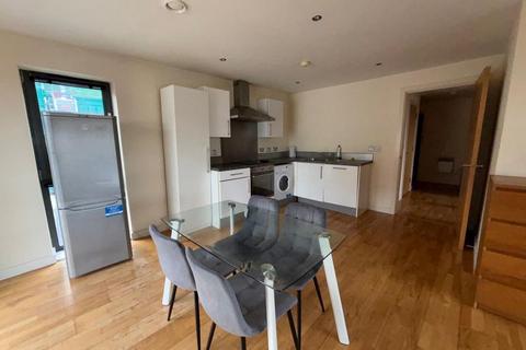 2 bedroom apartment to rent, The Reach, Leeds Street, Liverpool