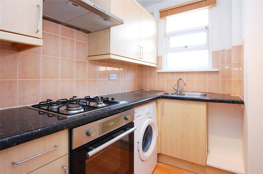 Apartment in London - View 3