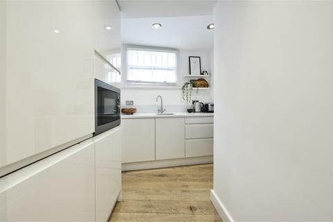 2 bedroom flat for sale, Lizmans Terrace, 85-89 Earls Court Road, London, W8