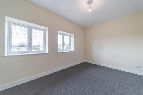 2 bedroom flat to rent, Halifax Road, Hillsborough, Sheffield, S6