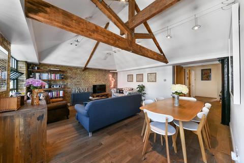 2 bedroom flat for sale - Merchant Court, Wapping, E1W