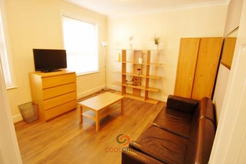 3 bedroom flat to rent - Westbourne Crescent, Lancaster Gate, , London  W2