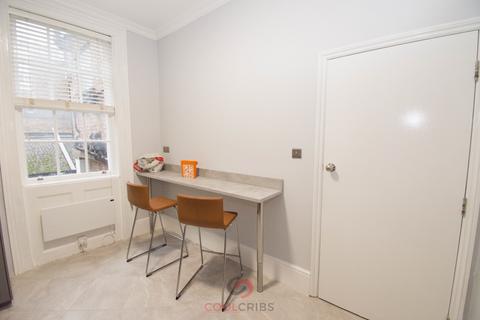 Flat share to rent, Star Street, Paddington, London, W2