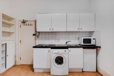 Studio to rent, West End Lane, West Hampstead NW6