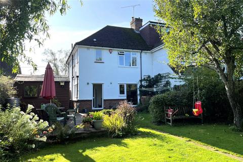 54 Dedmere Road, Marlow, SL7 1PG