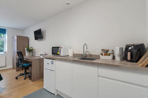 1 bedroom apartment to rent, White Lodge Studios, City Centre
