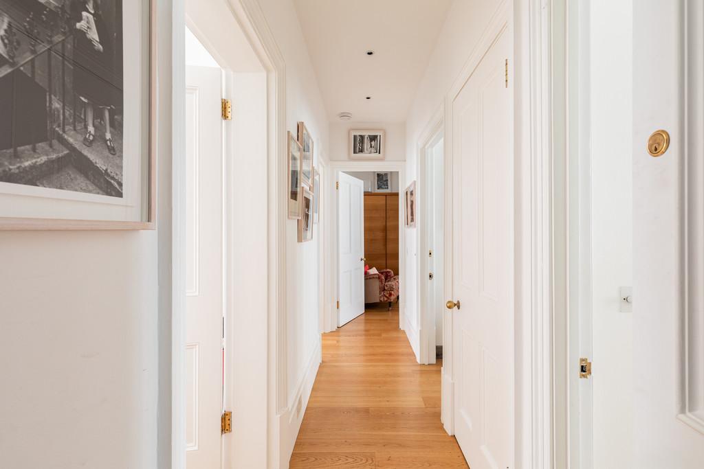 Broad Court, Covent Garden - Tavistock Bow