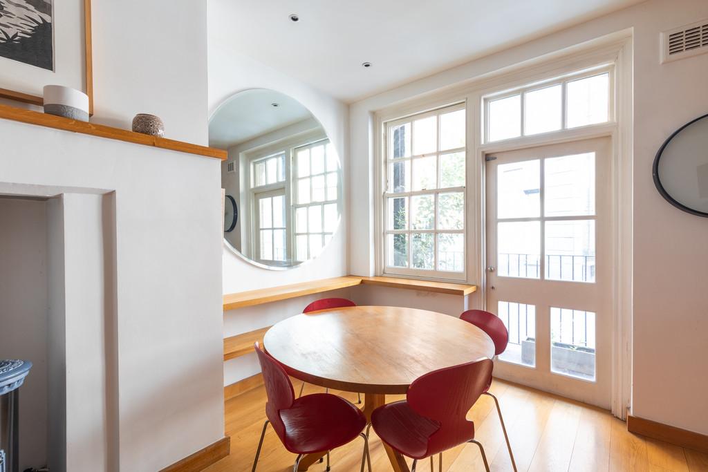 Broad Court, Covent Garden - Tavistock Bow