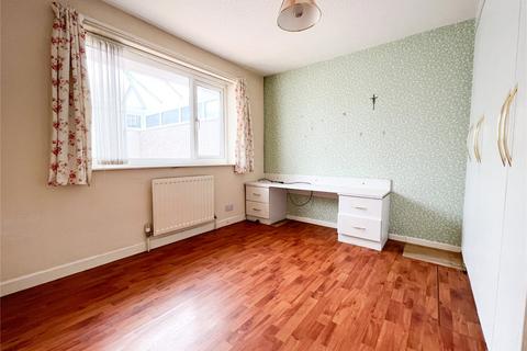 64 Carr House Road, Springhead, Oldham, OL4 4NW