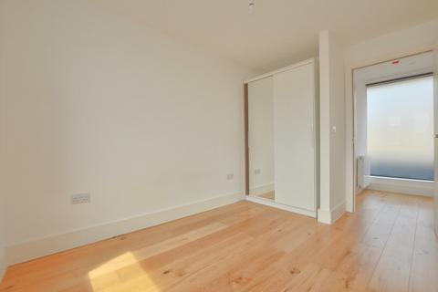 1 bedroom apartment to rent, French Place, London E1