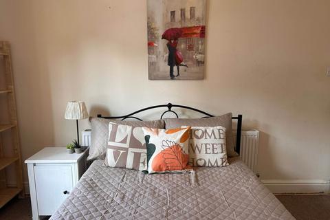 undefined, Rupert Road, Guildford GU2