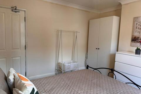 undefined, Rupert Road, Guildford GU2