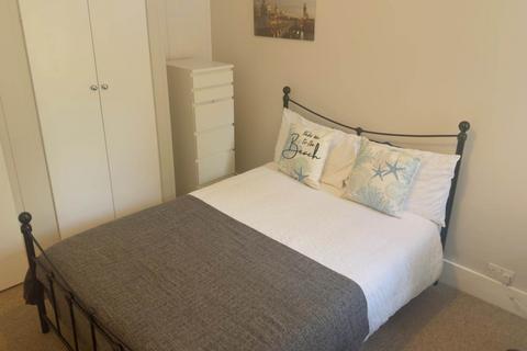 undefined, Rupert Road, Guildford GU2