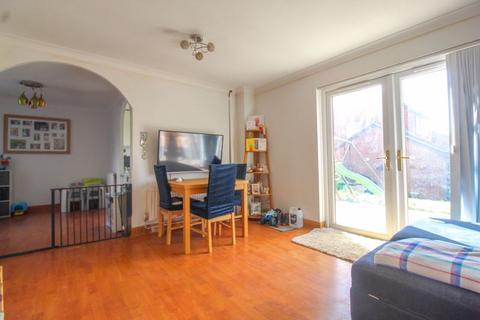 3 bedroom semi-detached house for sale - Coverdale, Luton LU4