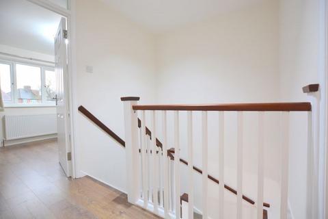 3 bedroom semi-detached house to rent, Barmor Close, North Harrow