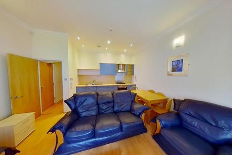 2 bedroom flat to rent - F2 18, The Parade, Roath, Cardiff, South Wales, CF24 3AA